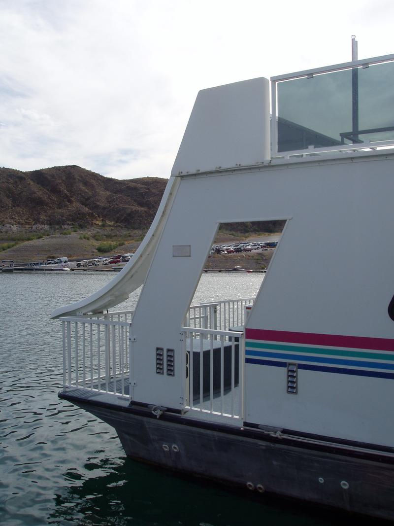 70 Foot Titanium Houseboat