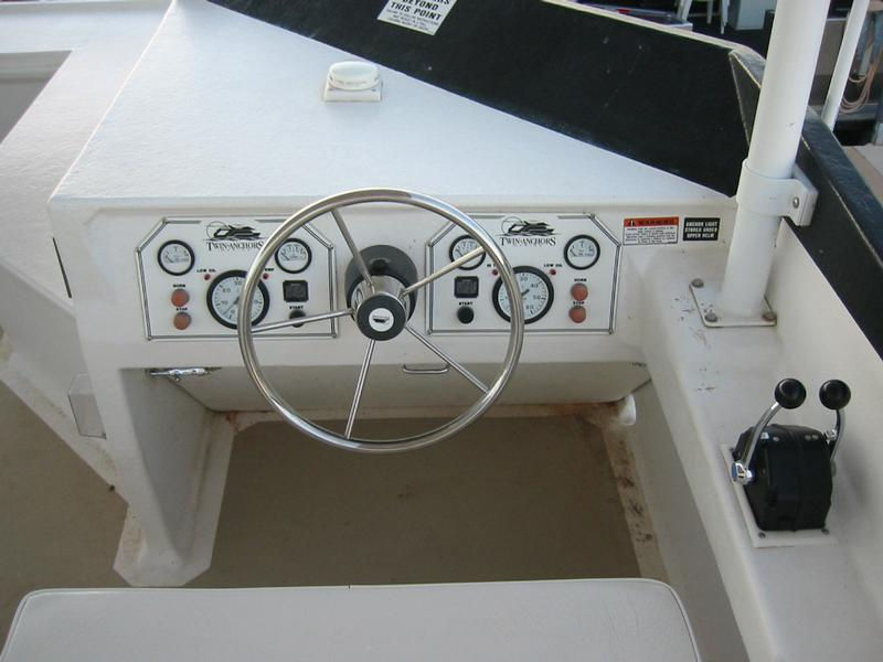 75 Odyssey Class Houseboat