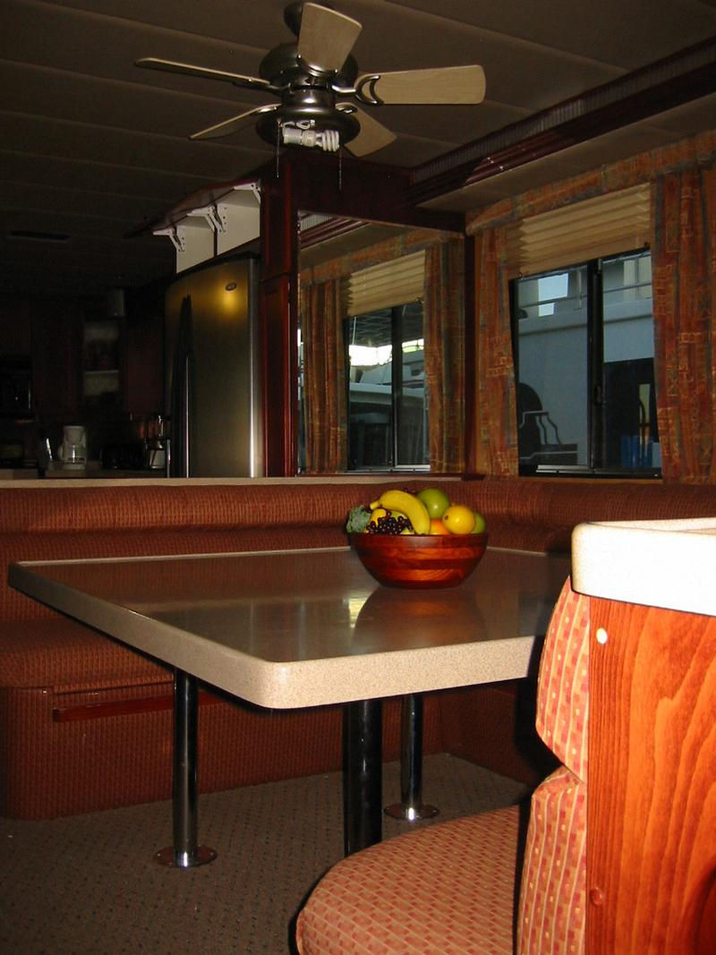 75 Odyssey Class Houseboat