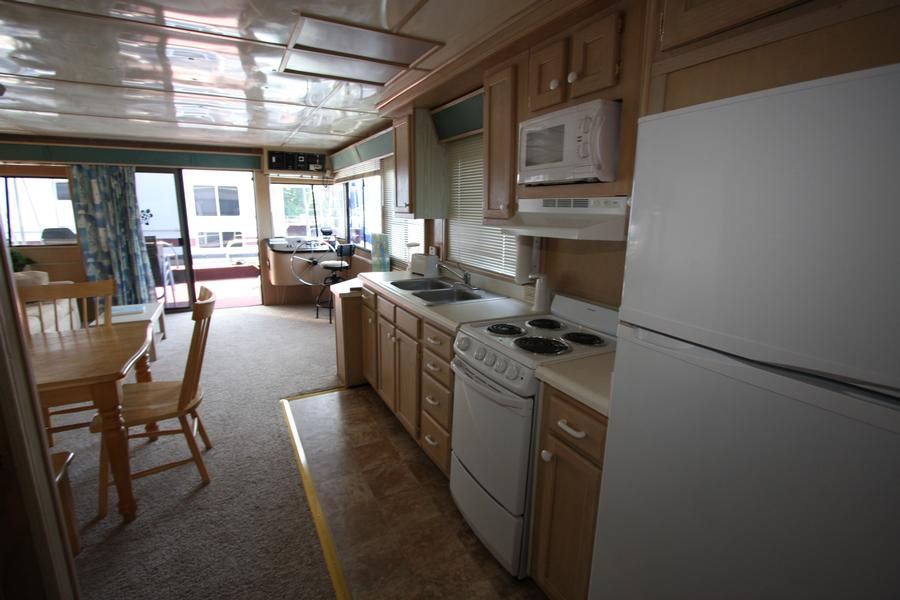 Adventurer Houseboat