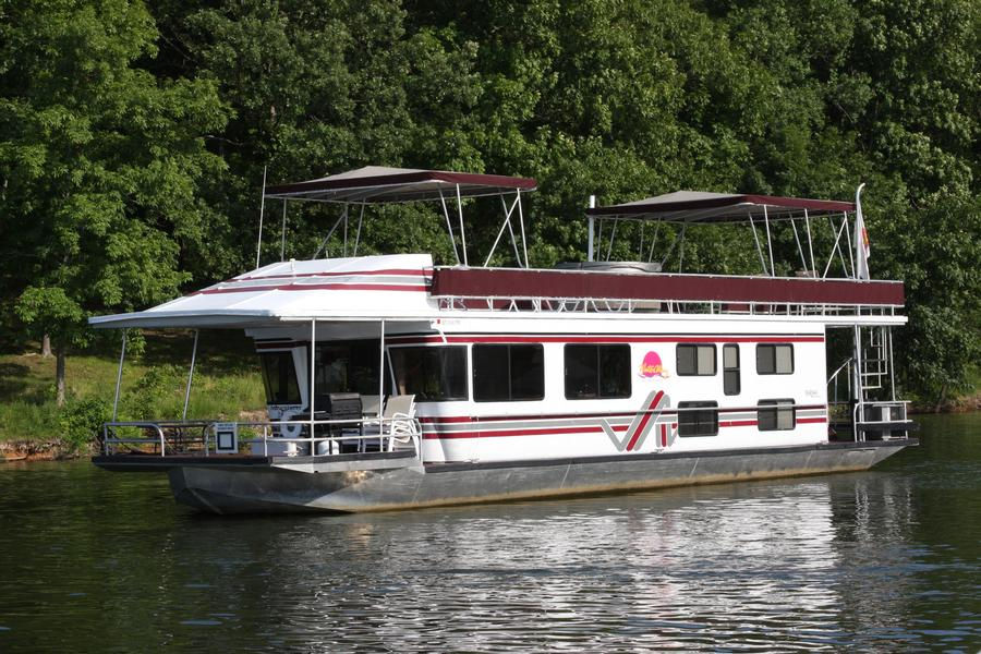 Adventurer Houseboat