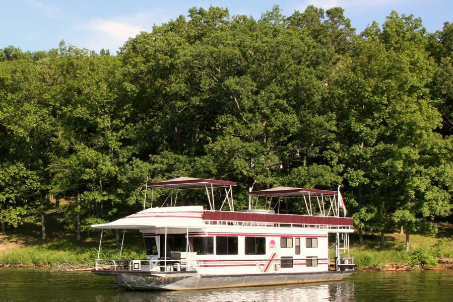 Adventurer Houseboat