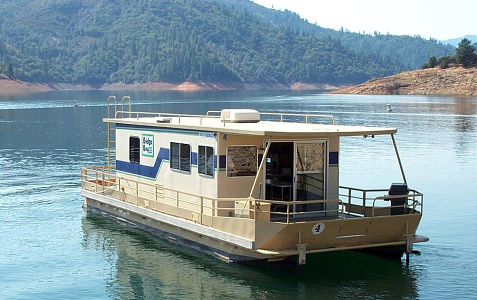 Cascade Houseboat