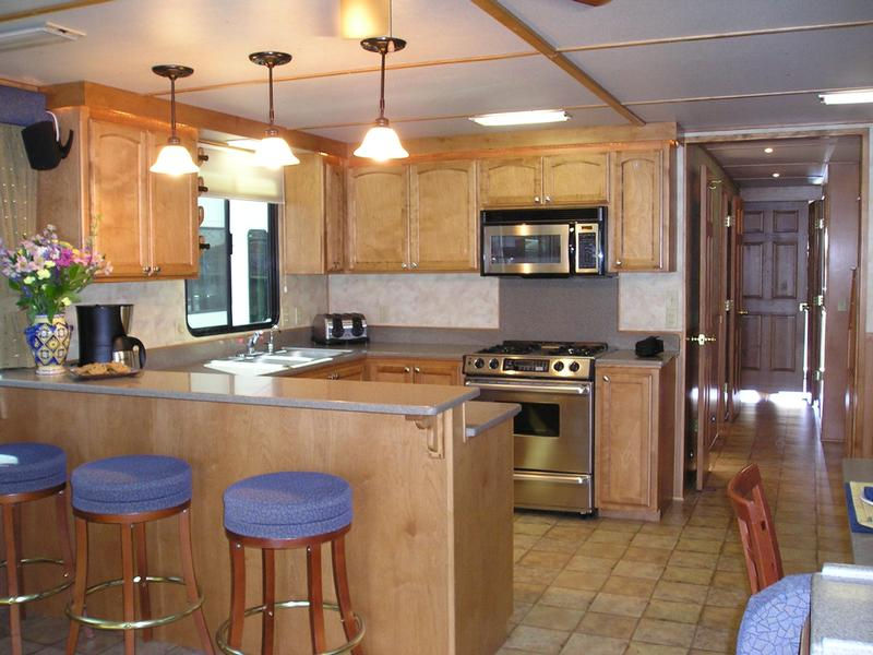 Constellation Houseboat