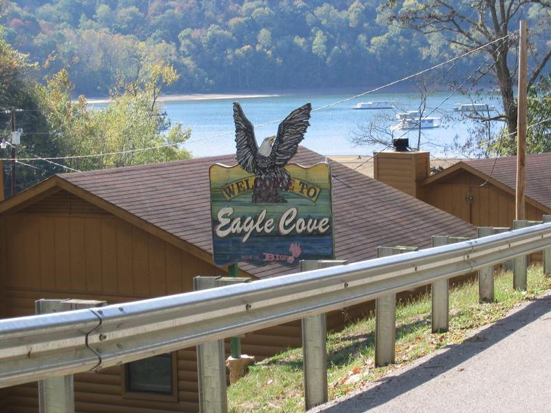Arriving at Eagle Cove Resort and Marina