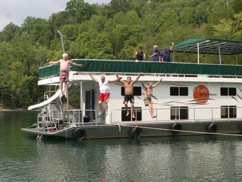 Houseboats For Sale On Dale Hollow Lake : Houseboat for sale $62,500 Dale Hollow Lake Totally ...