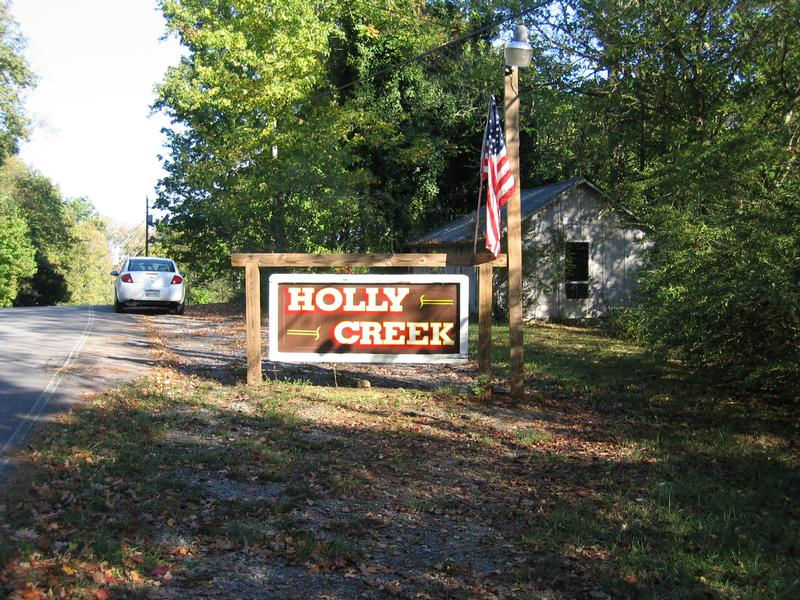 Pulling up to Holly Creek Marina