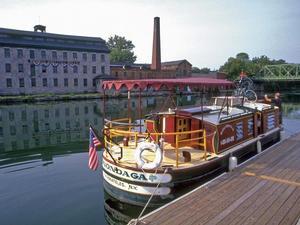 Erie Canal Houseboat Itinerary: East of Macedon