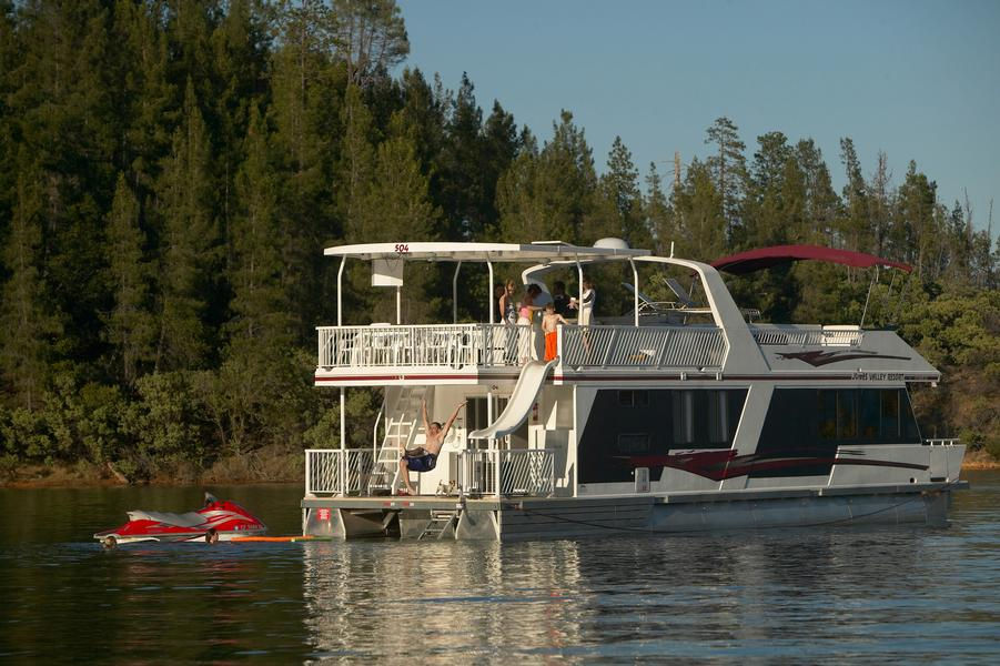 Escapade Houseboat