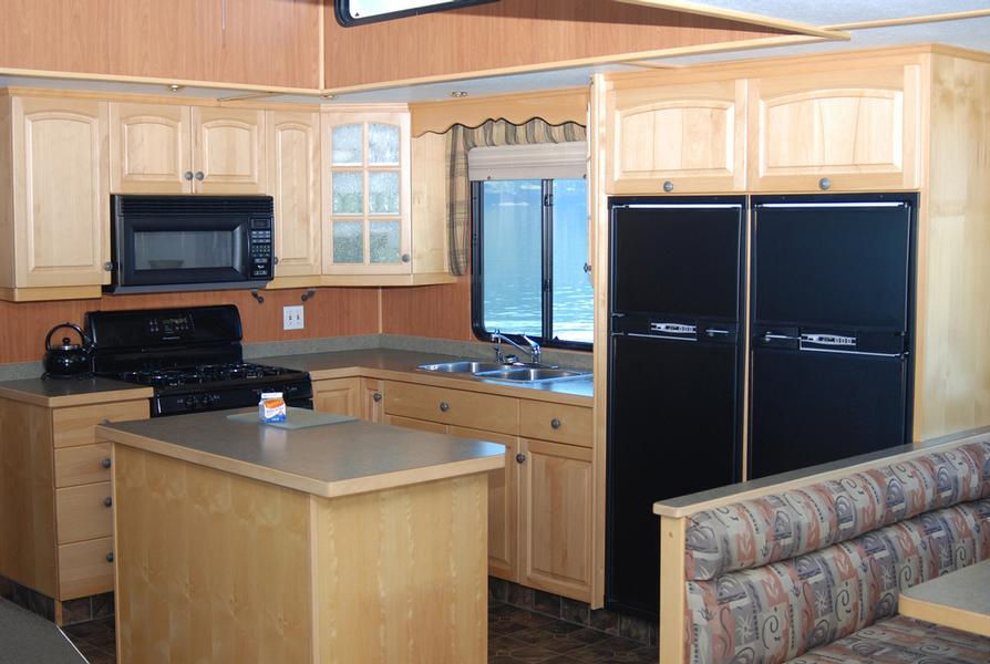 Galaxy Class Houseboat