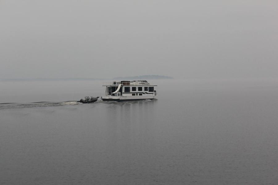 Lady of the Lake Houseboat