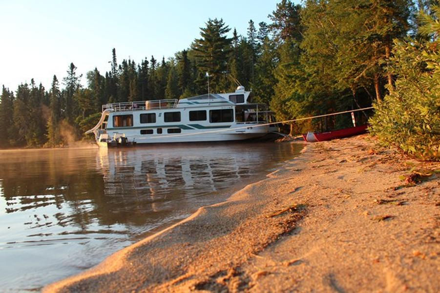 Lady of the Lake Houseboat