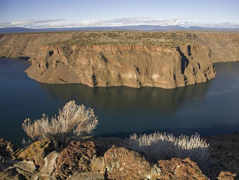 Lake Billy Chinook Houseboat Rentals 75ft Odyssey Houseboat