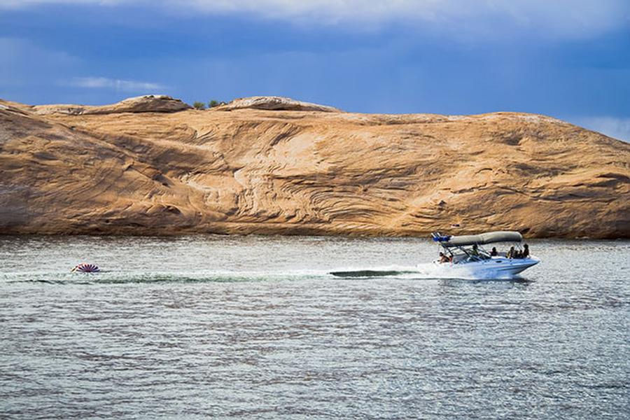 Lake Powell Houseboat Rentals