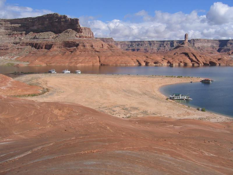 Lake Powell Houseboat Rentals