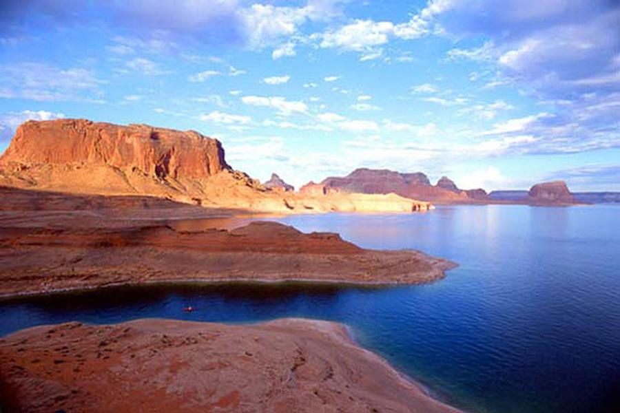 Lake Powell Houseboat Rentals