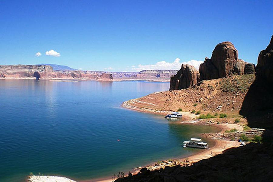 Lake Powell Houseboat Rentals