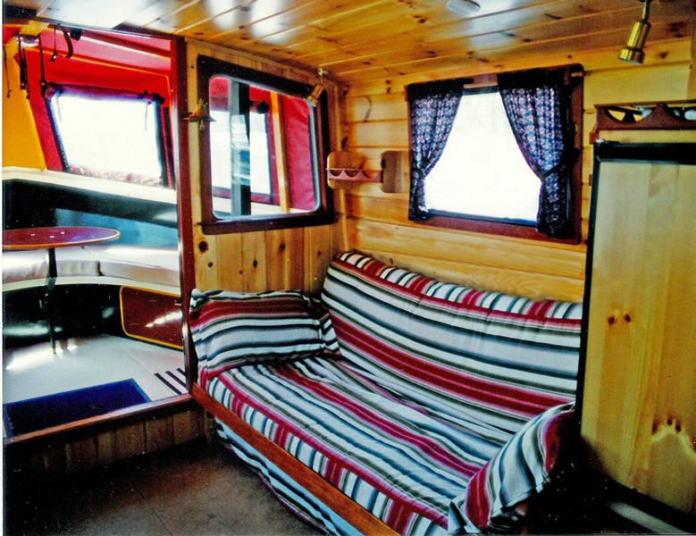 Lockmaster 41 Houseboat