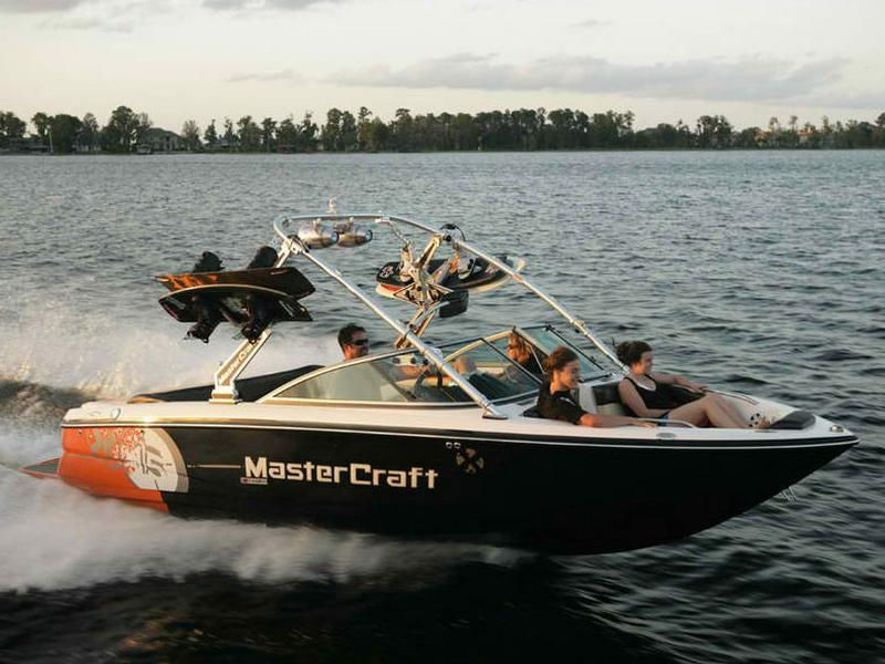 Mastercraft X-15 Speedboat