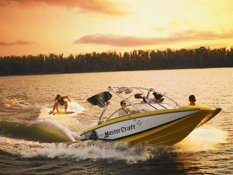 Mastercraft X-2 Speedboat