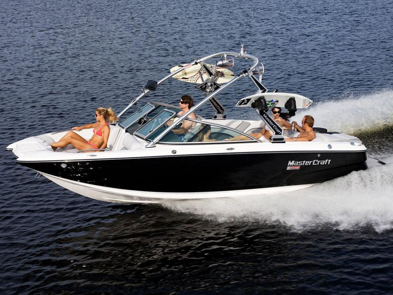 Mastercraft X-35 Speedboat