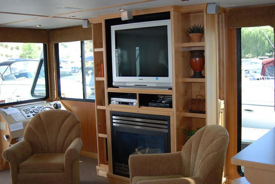 Nova Class Houseboat