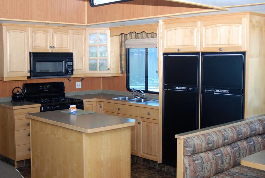 Nova Class Houseboat