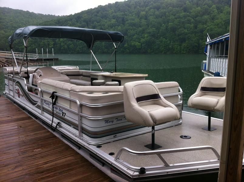 Premium Pontoon