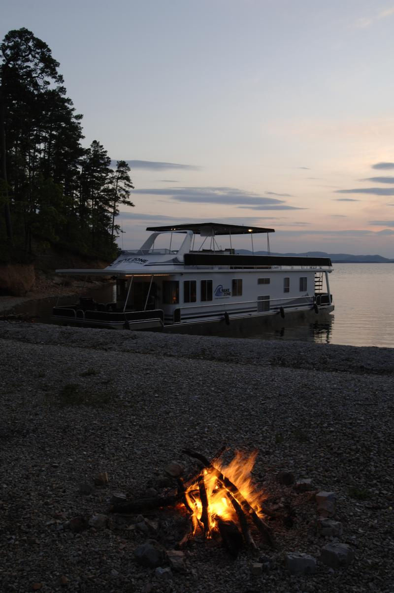 Royal Flush Class Houseboat