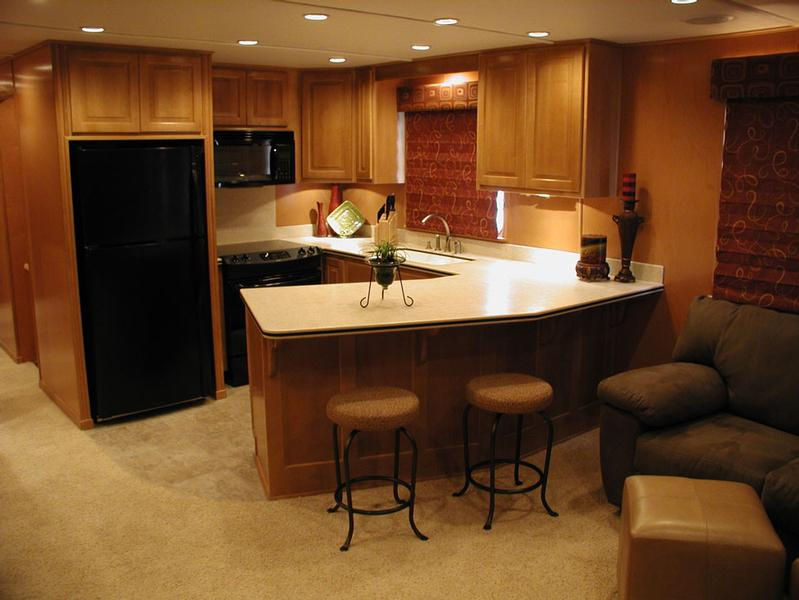 Royal Flush Class Houseboat