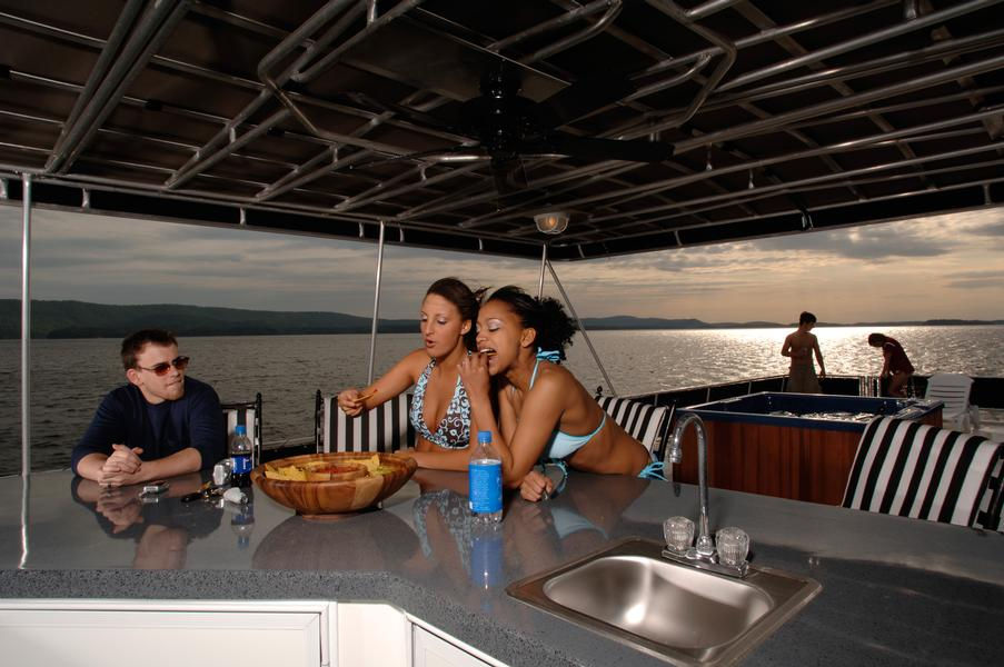 Royal Flush Class Houseboat