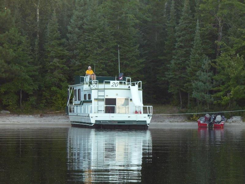 Saginaw Houseboat