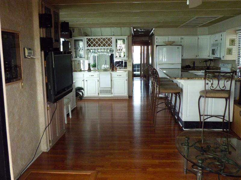 Sanctuary Class Houseboat