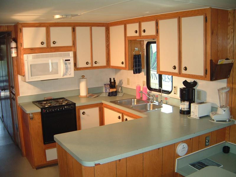 Summit Houseboat