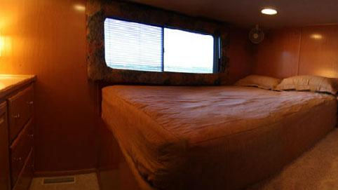 Tango 87 Luxury Houseboat