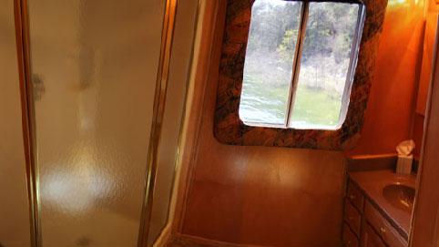 Tango 87 Luxury Houseboat