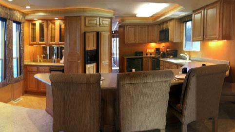 Tango 87 Luxury Houseboat