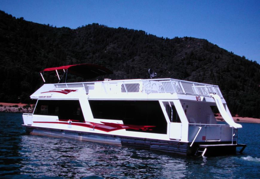 The Cove Houseboat