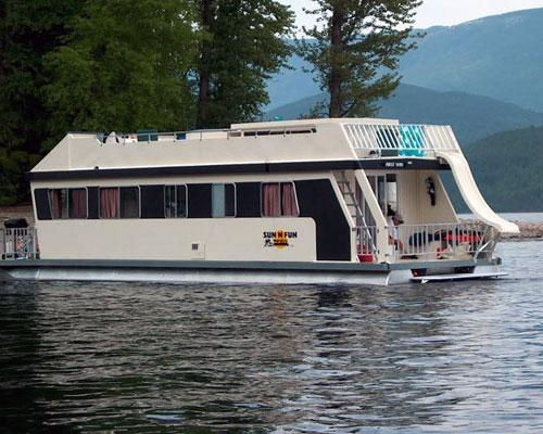 The Getaway Houseboat