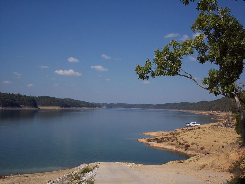 Lake Cumberland Shoreline Photos