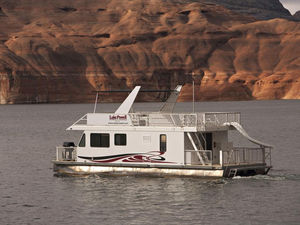 46 Expedition Class Houseboat