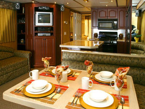 48 Navigator Class Houseboat