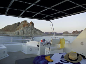 48 Navigator Class Houseboat