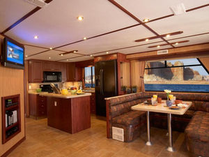 54 Escape Houseboat