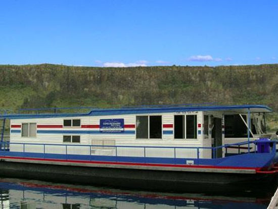 55 Deluxe 10 Sleeper Houseboat