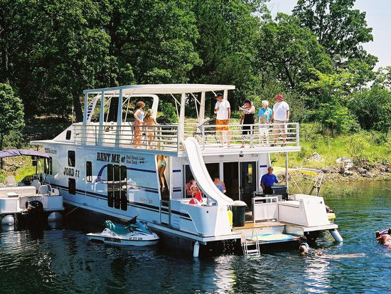 60 Deluxe Houseboat