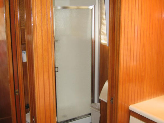 60 Freedom Class Houseboat