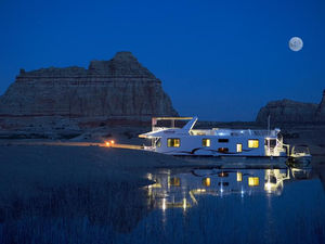 62 foot Journey Houseboat