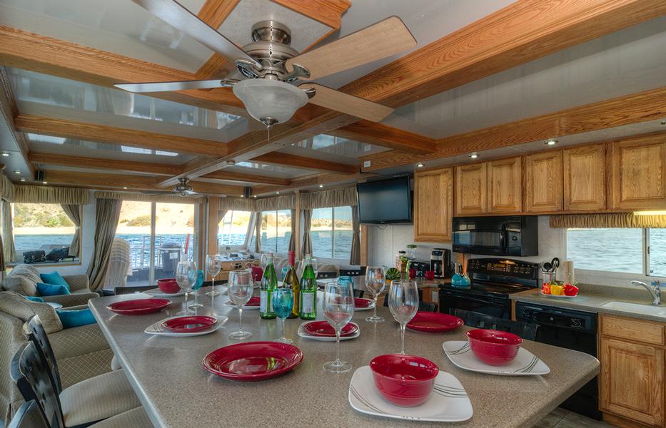 70foot Silver Millennium Houseboat