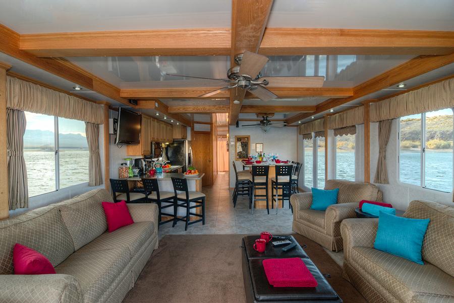 70foot Silver Millennium Houseboat